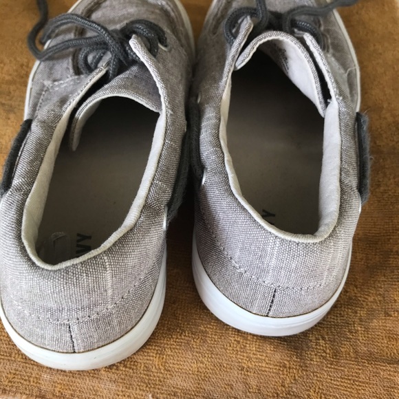 Shoes bundle size 2-3 - Picture 3 of 9